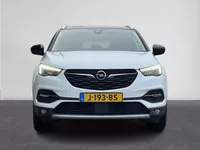 Opel Grandland X 1.2 Turbo 130pk Innovation | Navigatie | AGR-Stoelen | LM-Velgen | Carplay | Camera | | Stuur- en Stoelverwarming |  Dode hoek Detectie | Trekgewicht 1400kg ( Vestiging Vianen Tel: 0347-371248 ) Foto