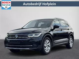 Volkswagen Tiguan 1.5 TSI Elegance Automaat 7 | Matrix LED koplampen | Cruise control adaptief | Digitaal Dashboard | Climate Control | comfortstoelen | Carplay | Navigatie| Parkeersensor voor/achter | Winter-Pakket | 18&quot; LM velgen| All Season banden | elektrisch bedienbare achterklep met sensorsturing ( Vestiging - Vianen )