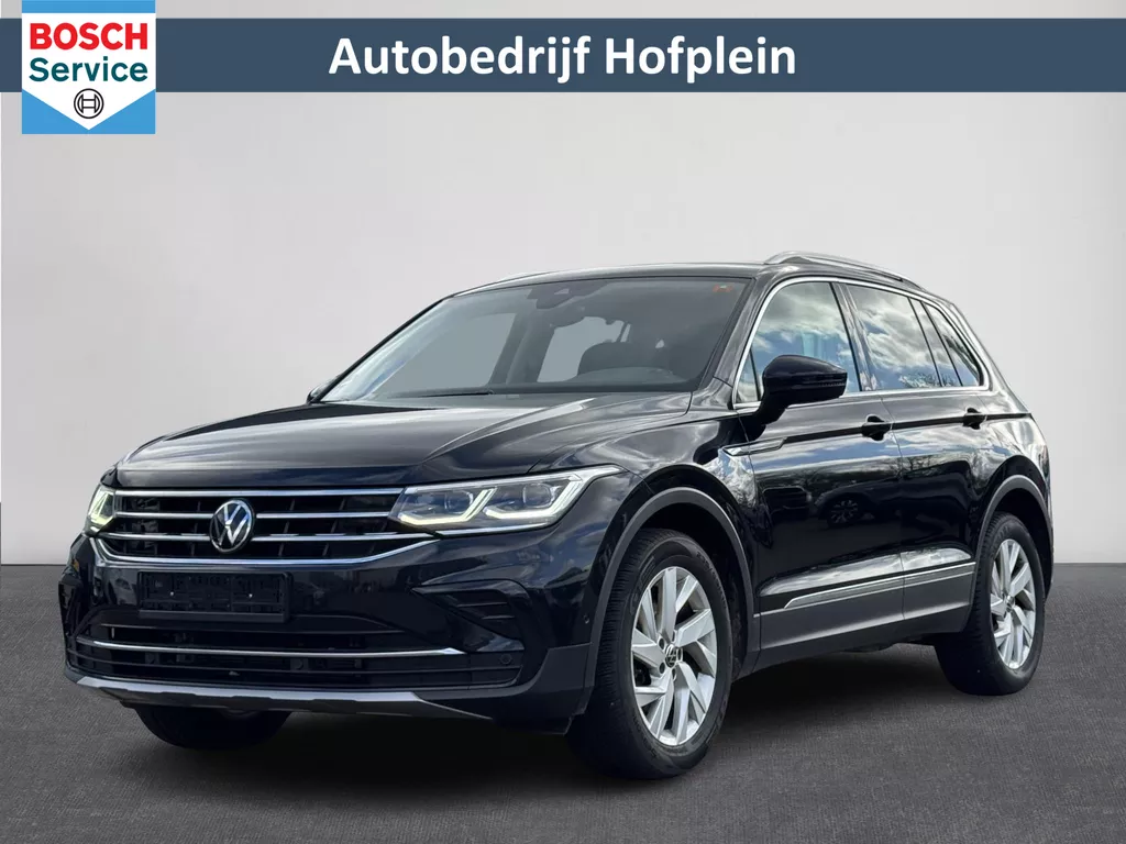 Volkswagen Tiguan 1.5 TSI Elegance Automaat 7 | Matrix LED koplampen | Cruise control adaptief | Digitaal Dashboard | Climate Control | comfortstoelen | Carplay | Navigatie| Parkeersensor voor/achter | Winter-Pakket | 18&quot; LM velgen| All Season banden | elektrisch bedienbare achterklep met sensorsturing ( Vestiging - Vianen )