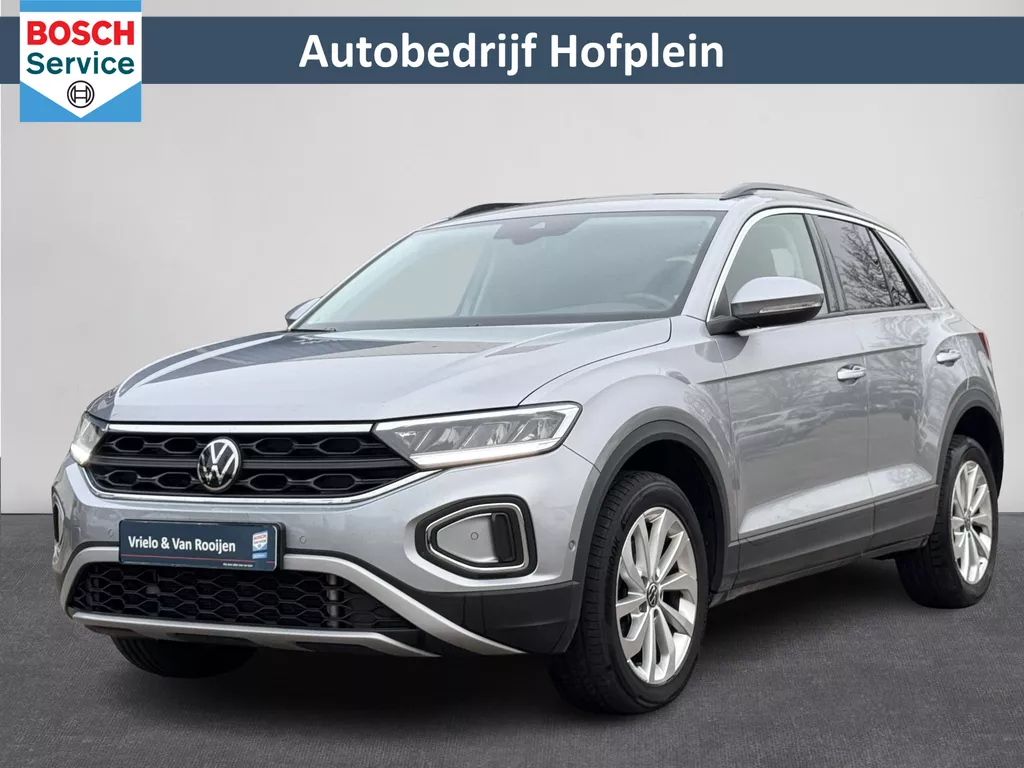 Volkswagen T-Roc 1.5 TSI Life | Automaat | Volledig digitaal instrumentenpaneel |  LED Verlichting  | Airconditioning automatisch, 2-zone | Apple Carplay/Android Auto | parkeer assistent | 16&quot; LM velgen ( Vestiging - Vianen )