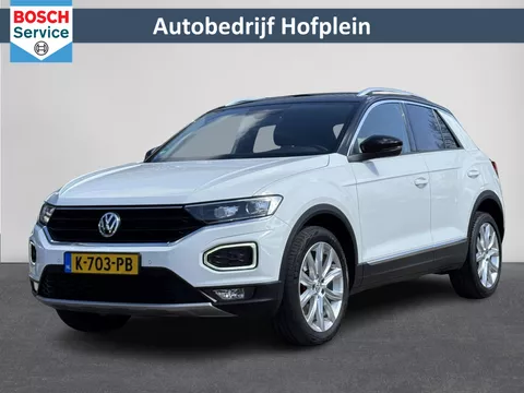 Volkswagen T-Roc 1.5 TSI Sport | Airco | Carplay | Camera | Parkeersensor voor/achter | Winter-pakket | LM velgen | ( Vestiging - Vianen )