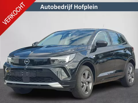 Opel Grandland 1.2 Turbo 130PK Elegance 10.000KM!!! BTW Auto | Climate Control | AGR-Sportstoelen | Stuurverwarming + Stoelverwarming+ voorruitverwarming | Navigatie By App| Apple Car play/Android Auto |  |Cruise | 17"LM-Velgen | PDC | LED Verlichting | Digitaal Dashboard | All Season banden | Trekgewicht 1400 kg ( Vestiging - Vianen Tel: 0347-371248 )