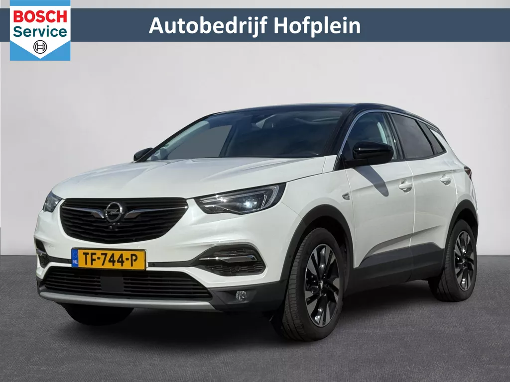 Opel Grandland X 1.2 Turbo 130 PK Automaat Ultimate | Elektrische Achterklep | Camera voor en achter |Full Map Navigatie | Stuurverwarming | Climate Control | Glazen panorama dak | Apple Carplay/Android Auto | Sportstoelen | 18 Lichtmetalen Velgen | | Trekhaak | Trekgewicht 1200kg (Vestiging - Vianen)